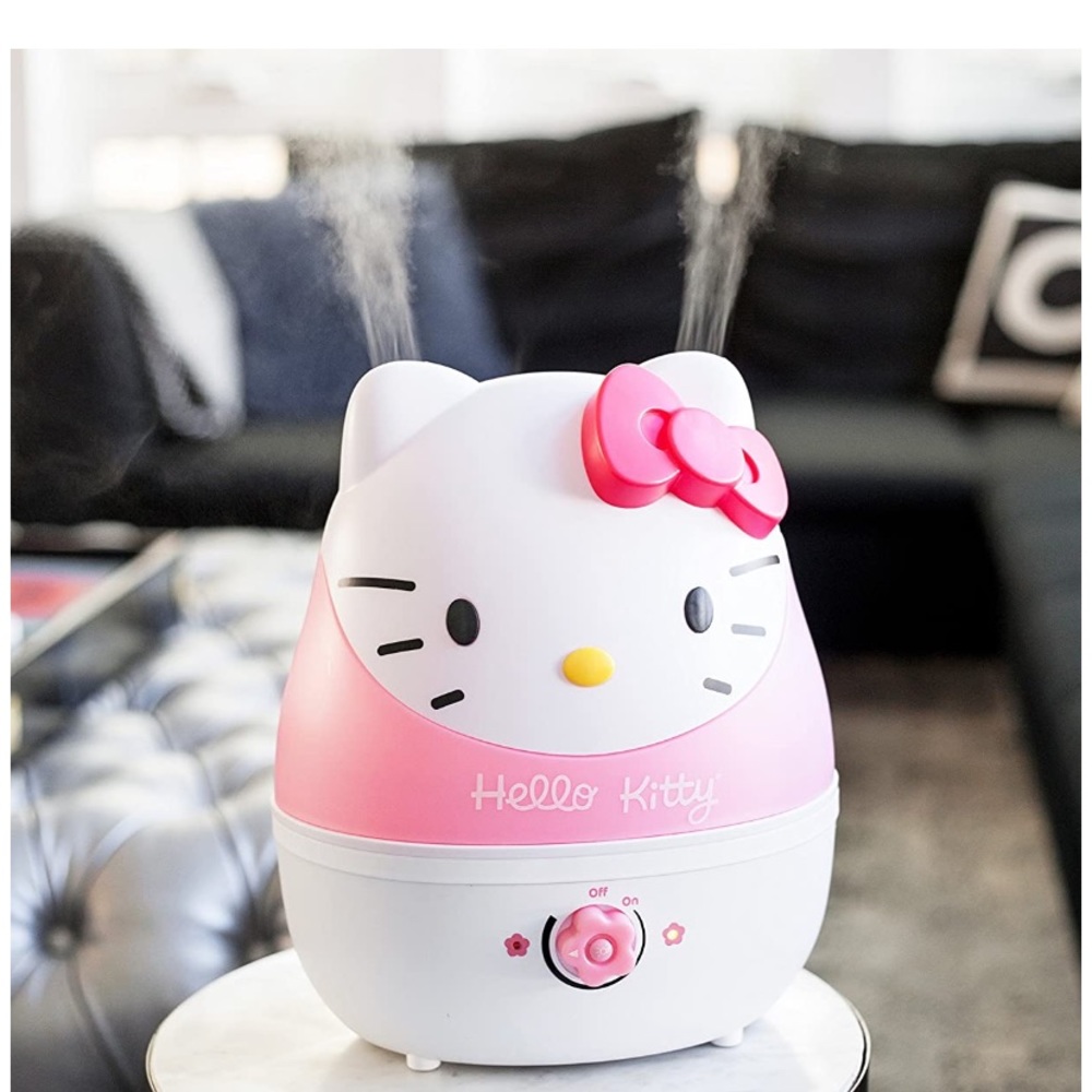 Hello kitty Humidifier from Sanrio X Crane . NIB